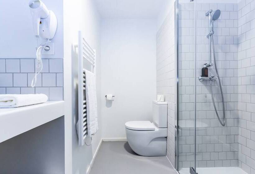 استودیوی سوپریور, Odalys City Paris XVII