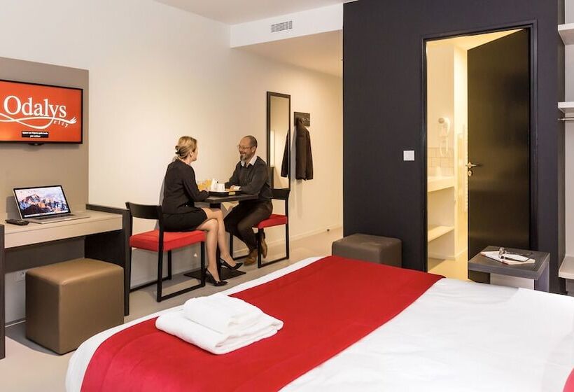 استودیوی سوپریور, Odalys City Paris XVII