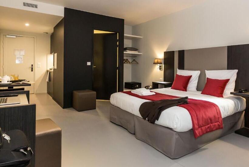 استودیوی استاندارد, Odalys City Paris XVII