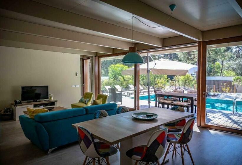 וילה עם חדר שינה אחד ובריכת שחיה, Pestana Troia Ecoresort & Residences