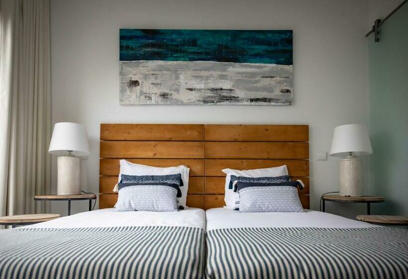 דירת שלושה חדרים, Pestana Troia Ecoresort & Residences