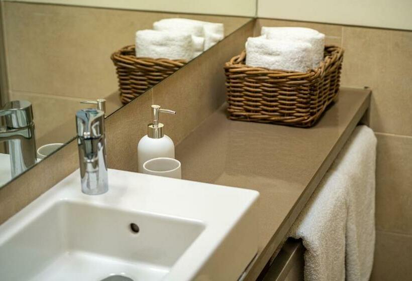 דירת שלושה חדרים, Pestana Troia Ecoresort & Residences