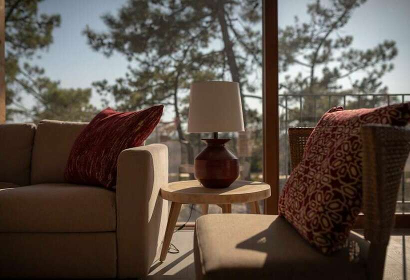 דירת שלושה חדרים, Pestana Troia Ecoresort & Residences