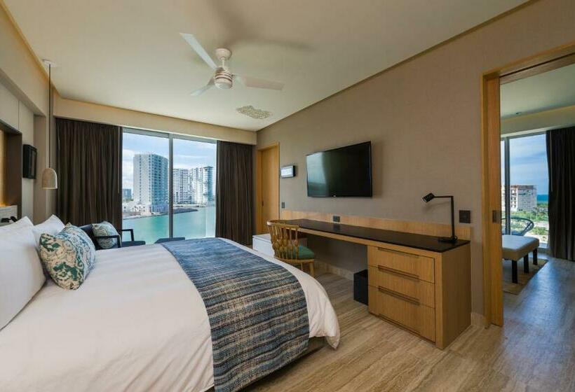 주니어 스위트, Renaissance Cancun Resort & Marina