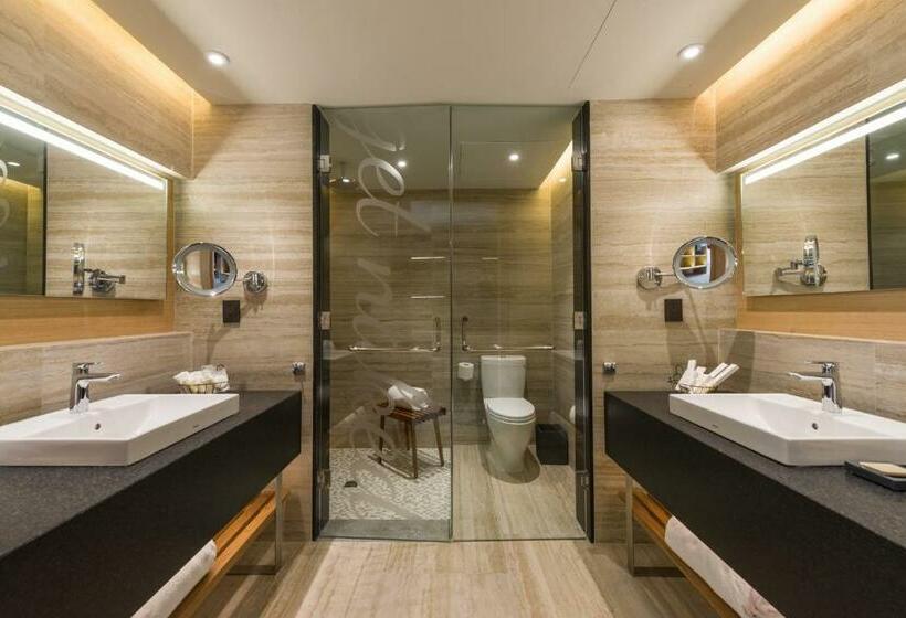 주니어 스위트, Renaissance Cancun Resort & Marina