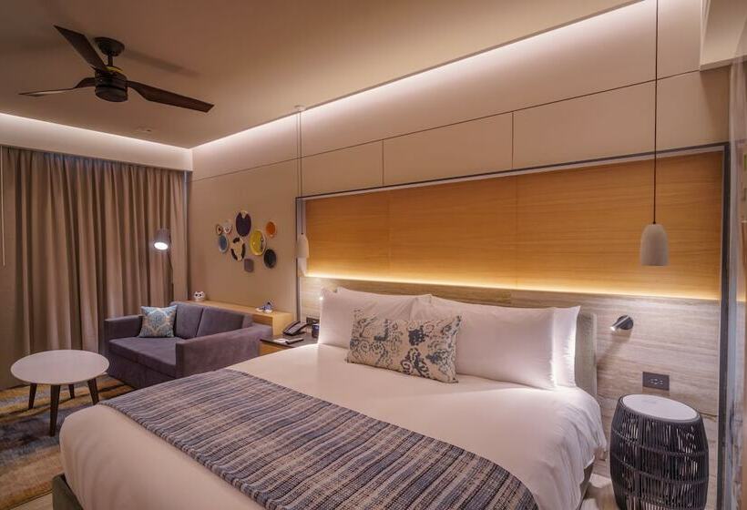 스탠다드 룸 더블 침대 바다 전망, Renaissance Cancun Resort & Marina