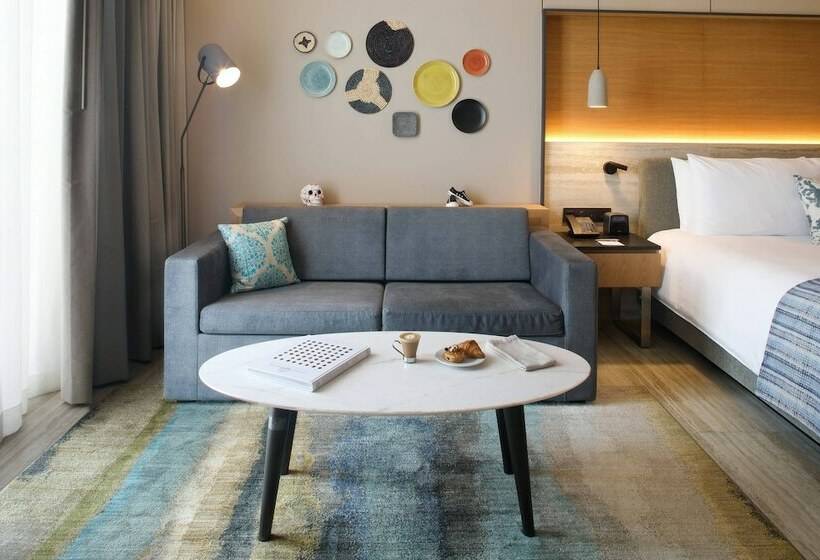 Номер Стандарт Двуспальная Кровать Вид на Море, Renaissance Cancun Resort & Marina