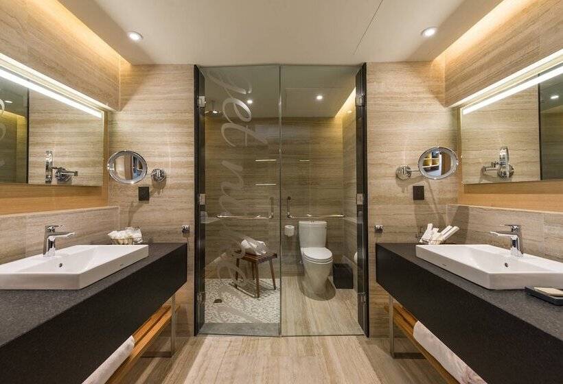 전망 스위트, Renaissance Cancun Resort & Marina