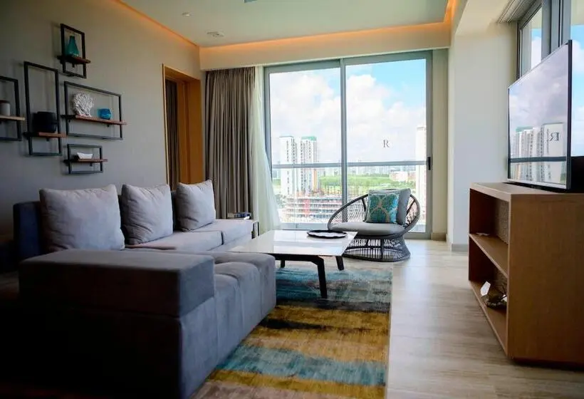 景色の見えるスイートルーム, Renaissance Cancun Resort & Marina