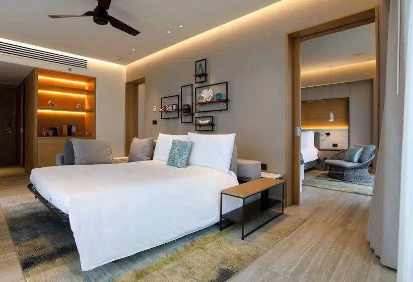景色の見えるスイートルーム, Renaissance Cancun Resort & Marina