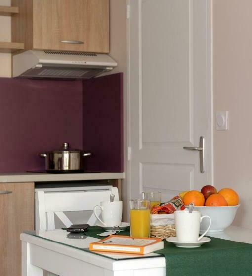 Апартаменты 1 Спальня с Террасой, Residence Odalys Le Mas Des Alpilles