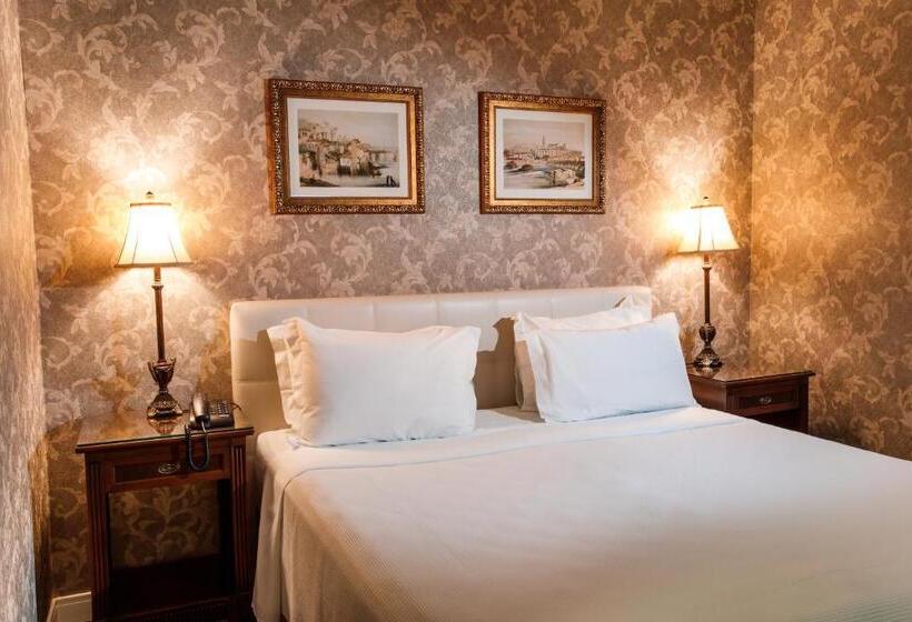 Номер Superior, Sofistic