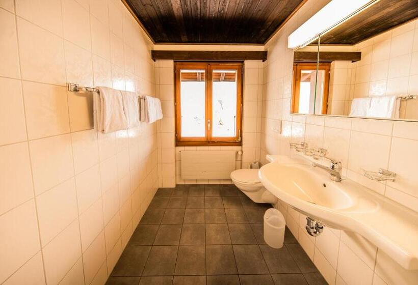 Четырехместный Номер Стандарт, Sportchalet Mürren