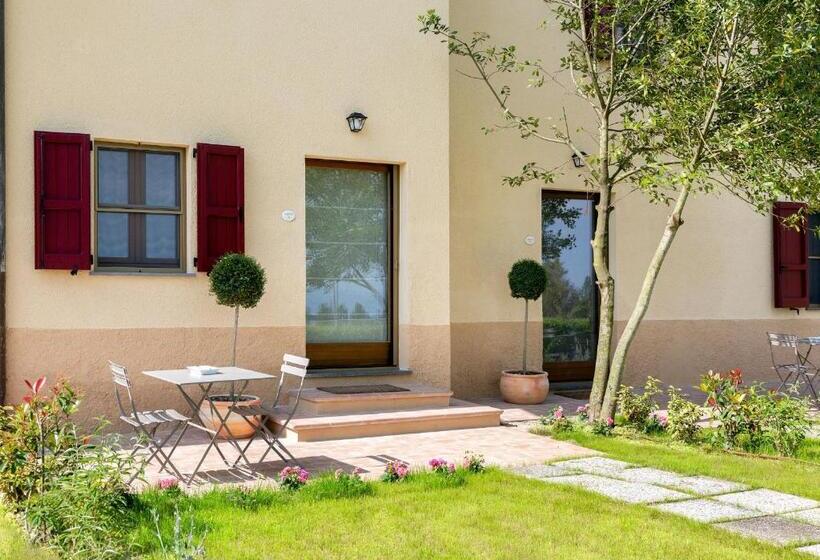 豪华房间, Tenuta Lamborghini Golf & Resort