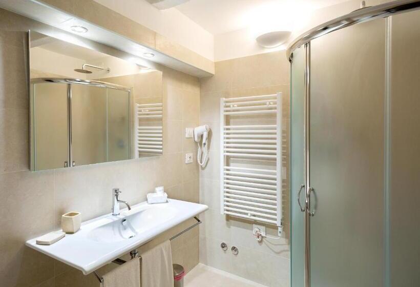 豪华房间, Tenuta Lamborghini Golf & Resort