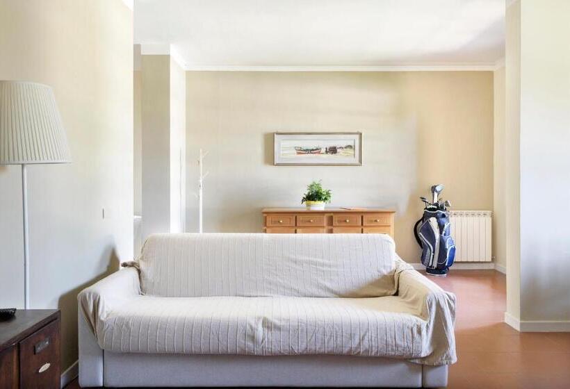 带1个卧室的高级公寓, Tenuta Lamborghini Golf & Resort