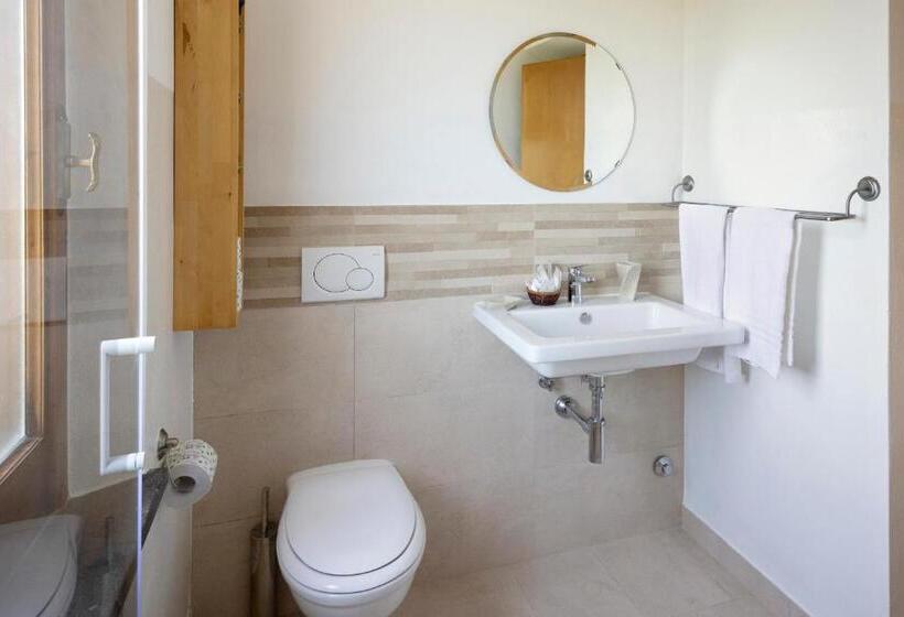 标准工作室, Tenuta Lamborghini Golf & Resort