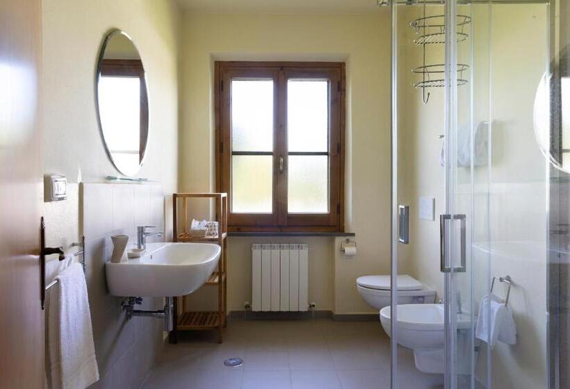 带1个卧室带泳池的公寓, Tenuta Lamborghini Golf & Resort