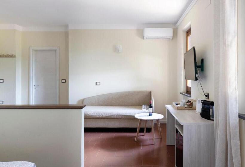 小型套房, Tenuta Lamborghini Golf & Resort