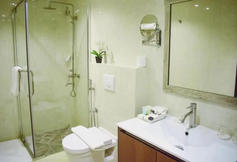 اتاق لوکس, The Secure Inn Hotel Muscat