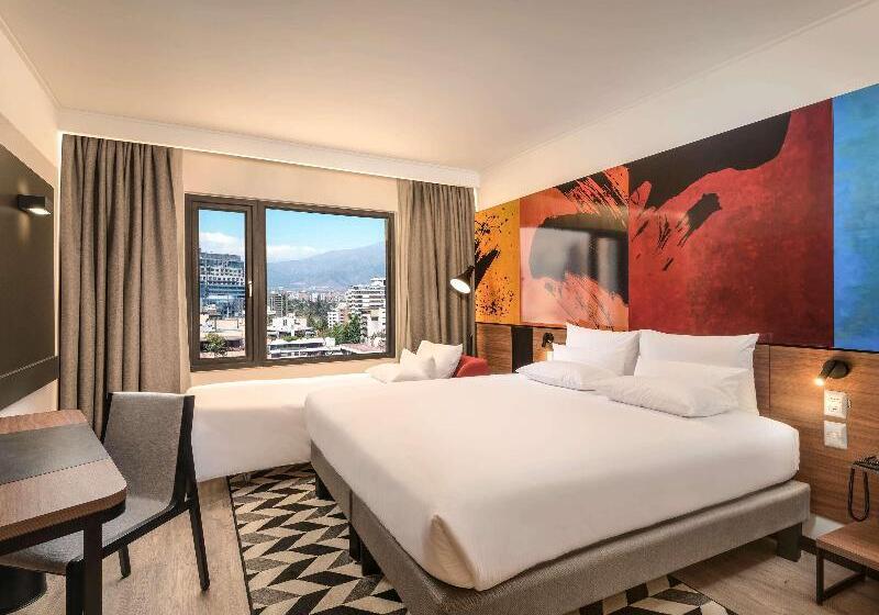 اتاق سوپریور با تخت بزرگ, Novotel Santiago Providencia