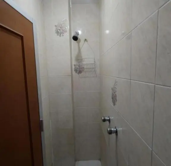 استودیوی استاندارد, Santafe Suites