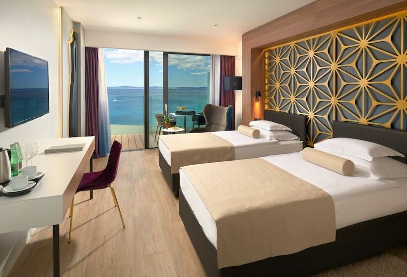 Quarto Superior Vista Mar, Amphora