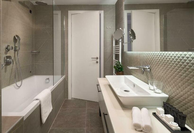 Suíte Executivo, Amphora