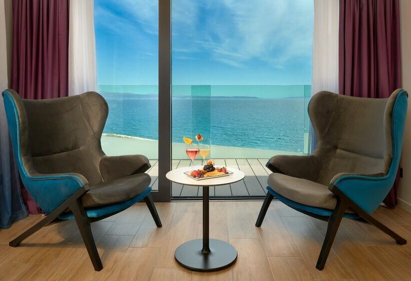 Suíte Executivo, Amphora