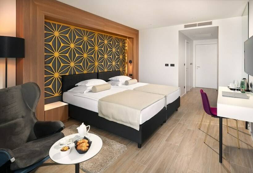 Suíte Executivo, Amphora