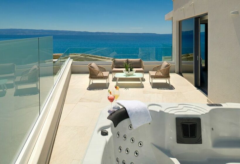 Suíte com Hidromassagem, Amphora