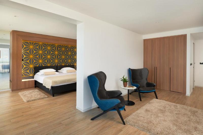 Suíte Executivo, Amphora