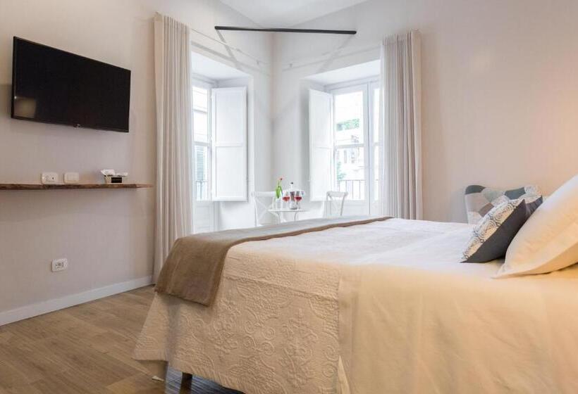 带阳台的豪华间, Bellaroto Suite & Spa