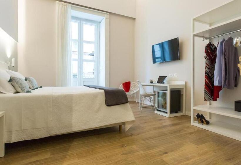 اتاق لوکس با بالکن, Bellaroto Suite & Spa