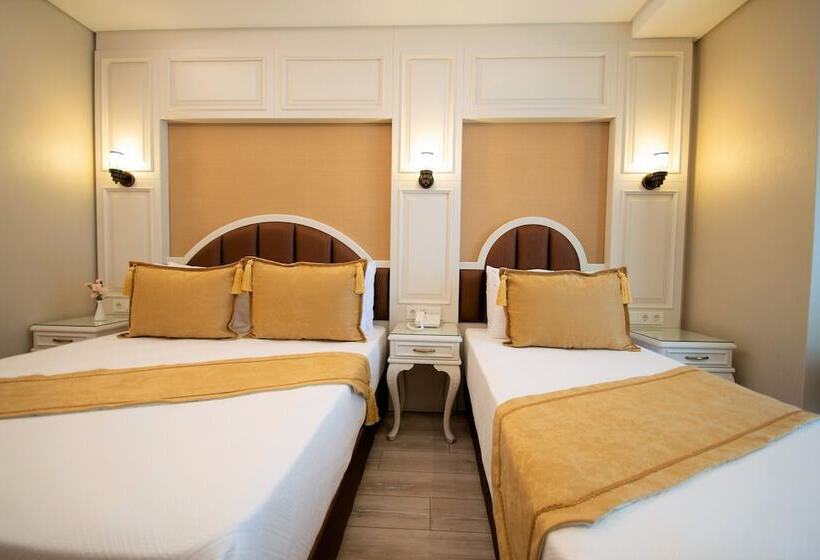 スタンダードトリプルルーム, Boss Hotel Sultanahmet