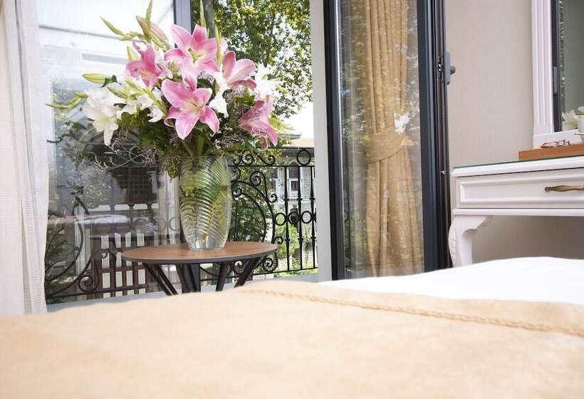 スタンダードトリプルルーム, Boss Hotel Sultanahmet