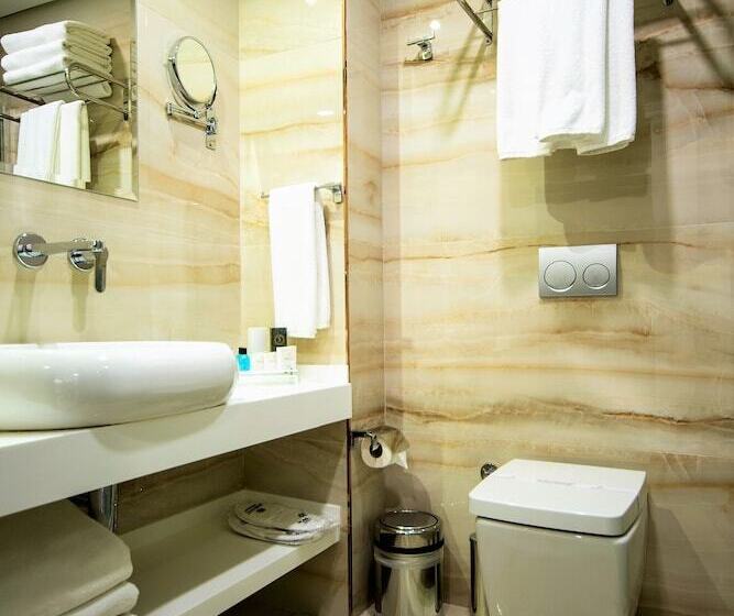 スタンダードトリプルルーム, Boss Hotel Sultanahmet