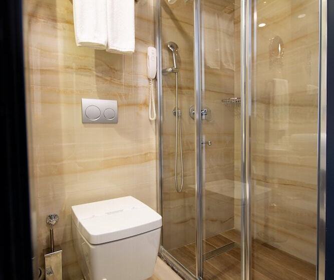 スタンダードトリプルルーム, Boss Hotel Sultanahmet