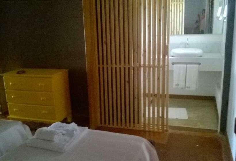 Номер Стандарт, Zebra Boutique