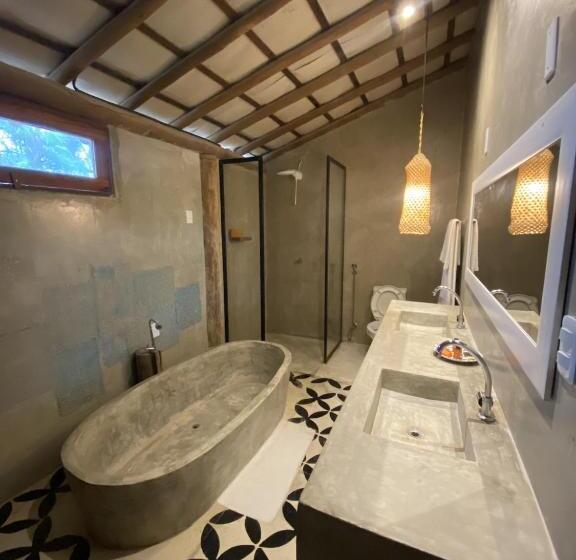 Люкс Кровать Кинг, Zebra Boutique