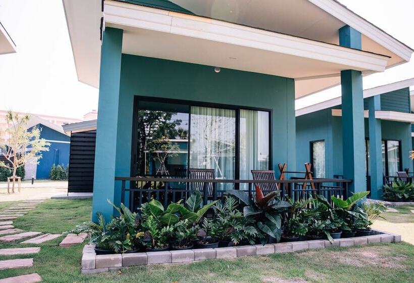 ویلای 1 خوابه, Coral Tree Villa Hua Hin