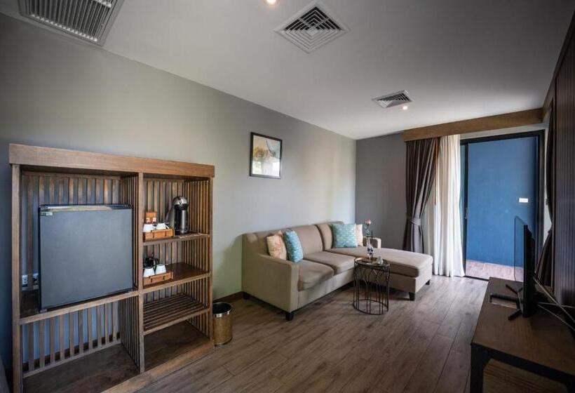 ویلای 2 خوابه, Coral Tree Villa Hua Hin
