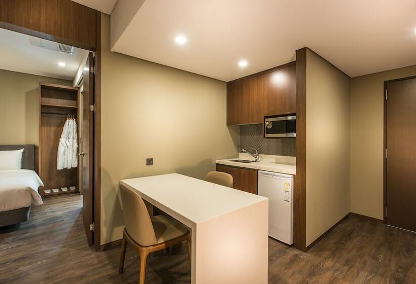 스위트, Ena Suite Hotel Namdaemun