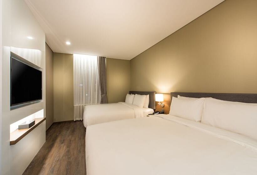 סוויטה, Ena Suite Hotel Namdaemun