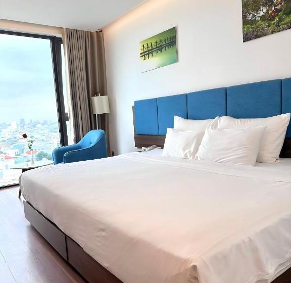 اتاق لوکس با چشمانداز دریا, Grand Gold Beach Hotel & Spa