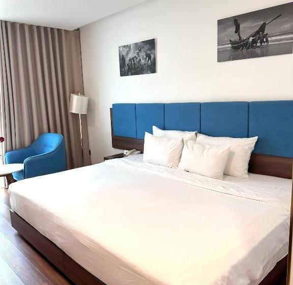 اتاق لوکس با چشمانداز دریا, Grand Gold Beach Hotel & Spa