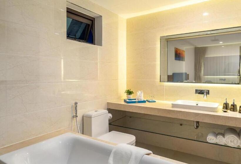 اتاق استاندارد سه نفره, Grand Gold Beach Hotel & Spa