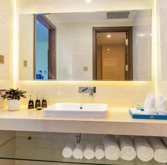 اتاق خانوادگی, Grand Gold Beach Hotel & Spa