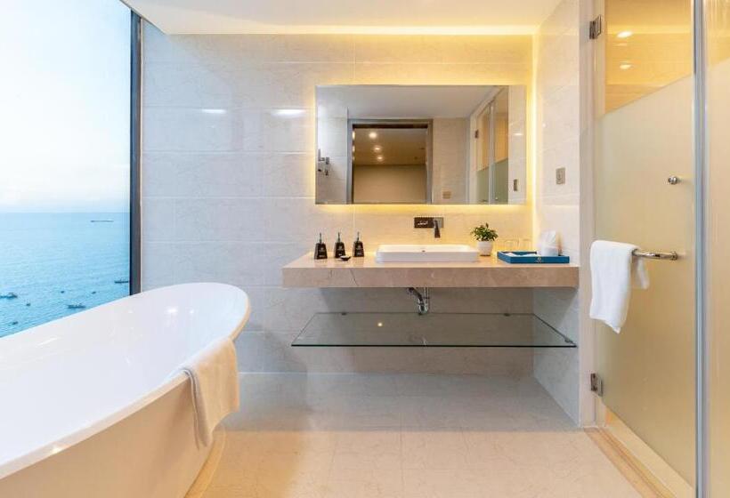 سوئیت با تخت بزرگ, Grand Gold Beach Hotel & Spa