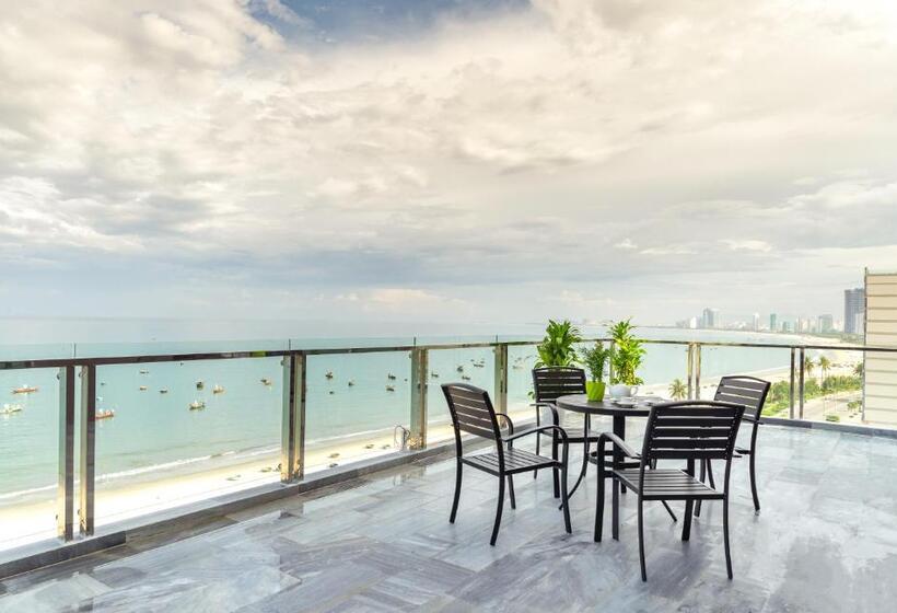 سوییت با چشمانداز دریا, Grand Gold Beach Hotel & Spa